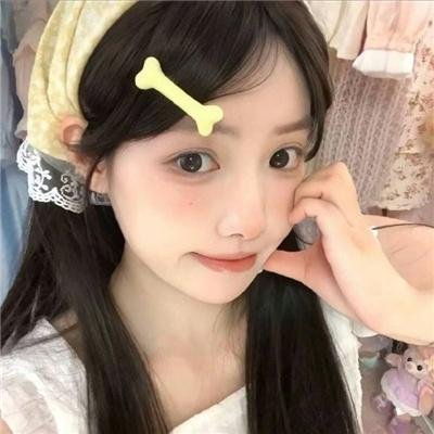 致辞好困难海报