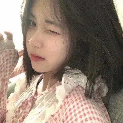 人皮交易海报