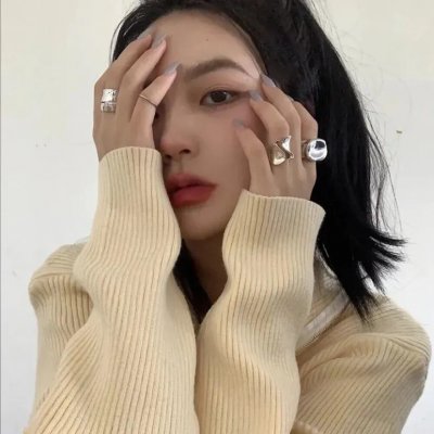 失踪少女名单海报
